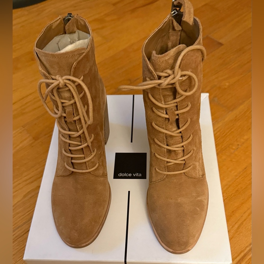 Dolce Vita “Drew” Lace up Suede Bootie 7.5